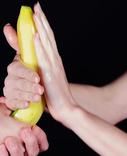 Massage to increase member using a banana example